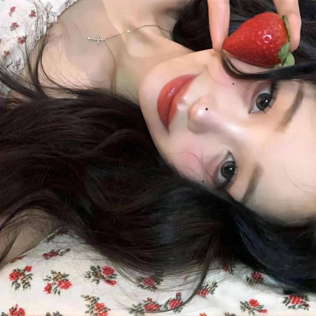她明天死亡海报
